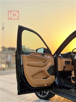 جیپ گراند شیرۆکی